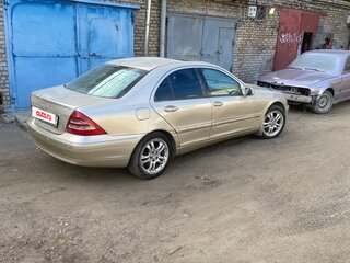 2001 Mercedes-Benz C-Класс 240 II (W203), бежевый, 580000 рублей, вид 4