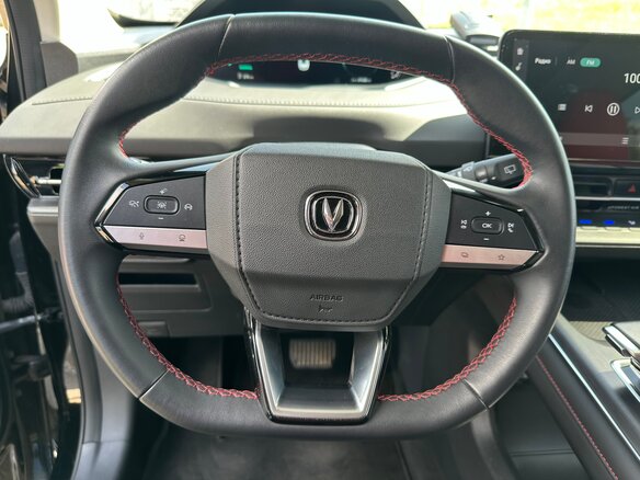 2024 Changan UNI-S I, чёрный - вид 11