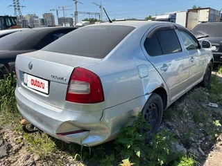 2012 Skoda Octavia II (A5) Рестайлинг, серебристый, 367000 рублей, вид 4