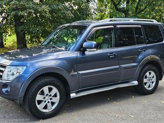 2008 Mitsubishi Pajero IV, серый, 1620000 рублей, вид 1