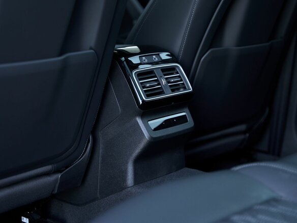 2026 Audi Q5 L III (GU), чёрный, 7099900 рублей - вид 15