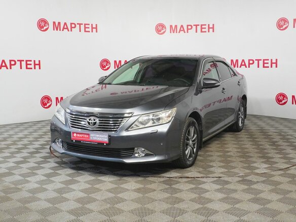 2012 Toyota Camry VII (XV50), серый, 1500000 рублей