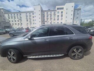 2019 Mercedes-Benz GLE 300 d II (V167), серый, 4643557 рублей, вид 3