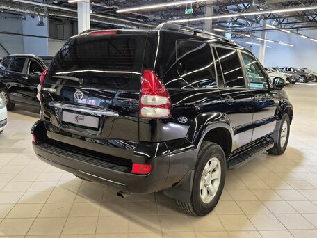 2007 Toyota Land Cruiser Prado 4-speed 120 Series Рестайлинг, чёрный, 1830000 рублей, вид 5