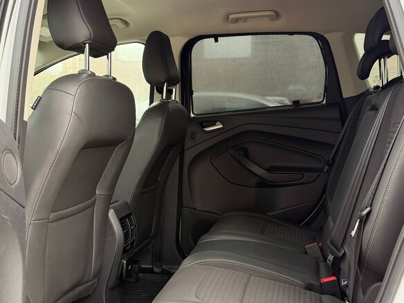 2018 Ford Kuga II Рестайлинг, белый, 1900000 рублей - вид 8