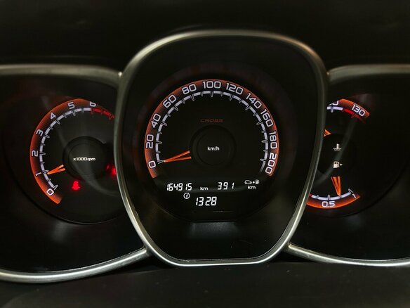 2018 Lada (ВАЗ) Vesta Cross I, серый, 980000 рублей - вид 5