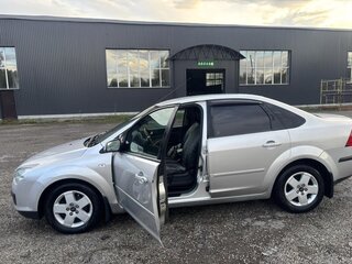 2005 Ford Focus II, серебристый, 375000 рублей, вид 5