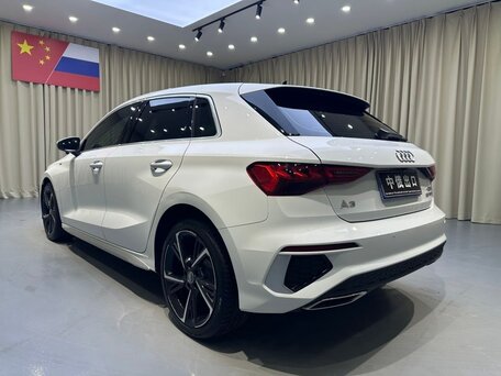2022 Audi A3 Sportback 35 TFSI IV (8Y), белый, 2100000 рублей, вид 5