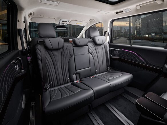 2026 Hongqi HQ9, чёрный, 9850000 рублей - вид 2