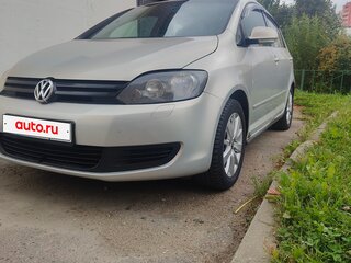 2011 Volkswagen Golf Plus II, серебристый, 780000 рублей, вид 1