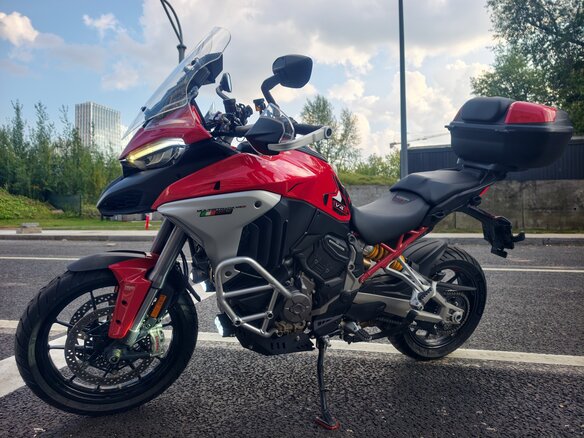 2023 Ducati Multistrada V4, красный, 2650000 рублей - вид 17