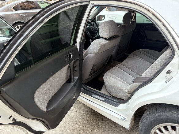 1998 Mazda Millenia I, чёрный, 190000 рублей - вид 12
