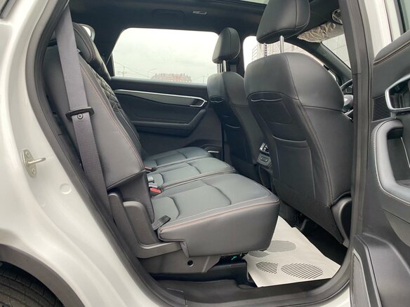 2025 Geely Okavango I Рестайлинг, белый - вид 17