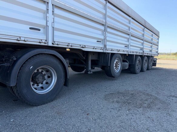 2011 Hyundai HD450/500/700, белый, 3400000 рублей - вид 2