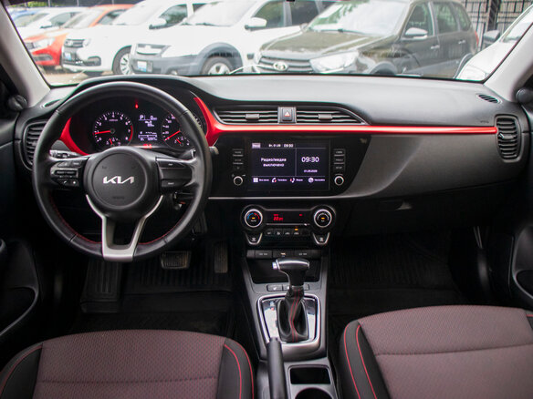 2022 Kia Rio IV Рестайлинг, чёрный - вид 11