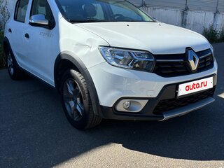 2021 Renault Sandero Stepway II Рестайлинг, белый, 950000 рублей, вид 3