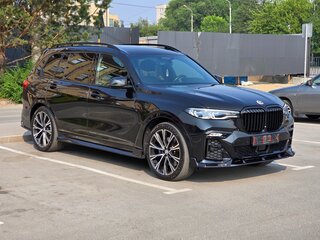 2019 BMW X7 40i I (G07), чёрный, 7900000 рублей, вид 3