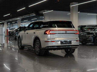 2026 Changan Qiyuan Q07 31.7 kWh, серый, 3980000 рублей, вид 5