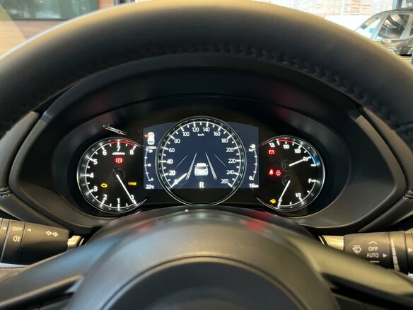 2025 Mazda CX-5 II Рестайлинг, чёрный, 4250000 рублей - вид 15