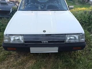 1983 Toyota Vista I (V10), бежевый, 300000 рублей, вид 1