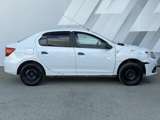 2018 Renault Logan II, белый, 328000 рублей, вид 3