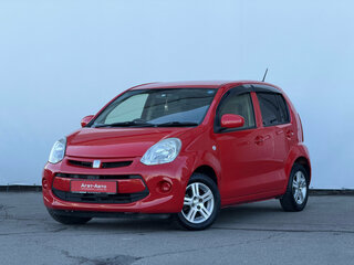 2015 Toyota Passo II (C30), красный, 680000 рублей, вид 1