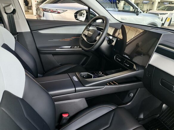 2026 Omoda C5 II, белый, 2901000 рублей - вид 27