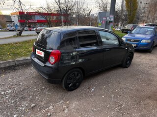 2008 Chevrolet Aveo I Рестайлинг, чёрный, 300000 рублей, вид 3