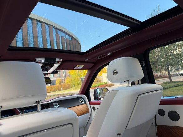 2019 Rolls-Royce Cullinan I (Series I), красный, 26500000 рублей - вид 32