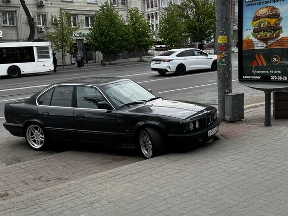 1992 BMW 5 серии 525i III (E34), серый - вид 26