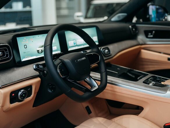 2025 Jaecoo J8, чёрный - вид 27