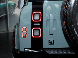 2026 Land Rover Defender 110 II, зелёный, 18952000 рублей, вид 5
