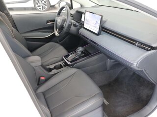 2026 Toyota Corolla XII (E210) Рестайлинг 2, белый, 1490000 рублей, вид 4