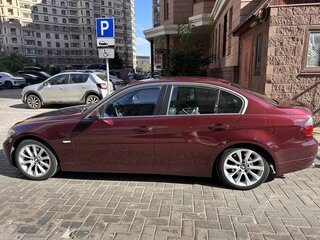 2007 BMW 3 серии 330i V (E90/E91/E92/E93), пурпурный, 950000 рублей, вид 4