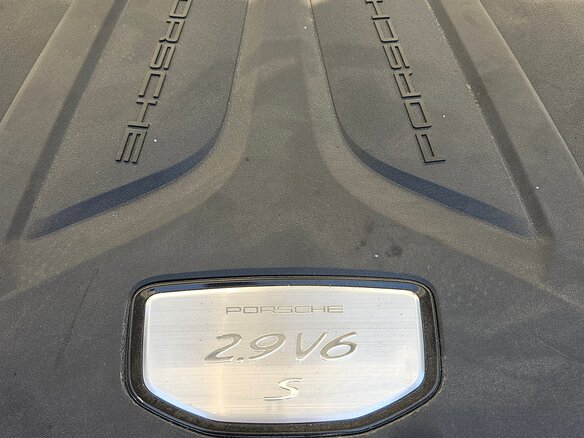 2022 Porsche Cayenne S Coupé III, белый, 11200000 рублей - вид 15