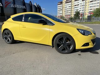 2011 Opel Astra GTC J Рестайлинг, жёлтый, 680000 рублей, вид 3
