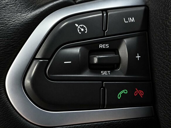 2023 Geely Atlas Pro, серый, 1599900 рублей - вид 11
