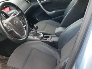 2010 Opel Astra J, голубой, 650000 рублей, вид 5