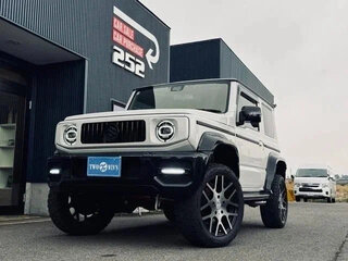 2022 Suzuki Jimny Sierra IV, белый, 2400222 рублей, вид 1
