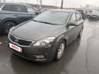2011 Kia Ceed I Рестайлинг, серебристый, 615000 рублей, вид 1