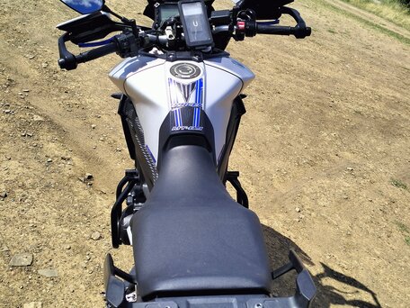 2015 Yamaha MT-09 Tracer (FJ-09), синий, 660000 рублей, вид 4