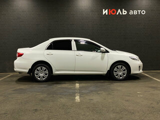 2010 Toyota Corolla X (E140, E150) Рестайлинг, белый, 1169000 рублей, вид 4