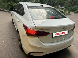 2018 Hyundai Solaris II, белый, 730000 рублей, вид 4