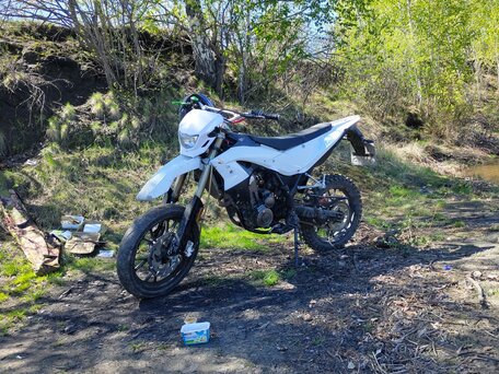 2012 Stels Trigger 125, белый, 120000 рублей, вид 5