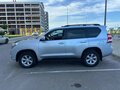 2014 Toyota Land Cruiser Prado 150 Series Рестайлинг 1, серебристый, 3150000 рублей - вид 9