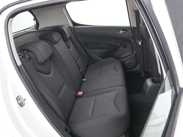 2012 Peugeot 308 I Рестайлинг, белый, 642055 рублей - вид 6
