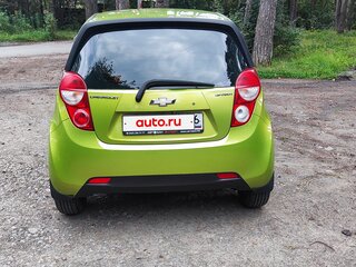 2013 Chevrolet Spark III, зелёный, 685000 рублей, вид 3