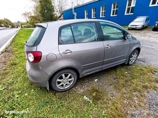 2011 Volkswagen Golf Plus II, серый, 550000 рублей, вид 2