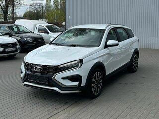 2026 Lada (ВАЗ) Vesta SW Cross I Рестайлинг (NG), белый, 2088000 рублей, вид 3