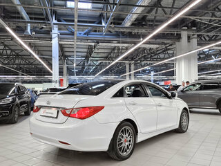 2012 Hyundai Sonata VI (YF), белый, 809000 рублей, вид 3